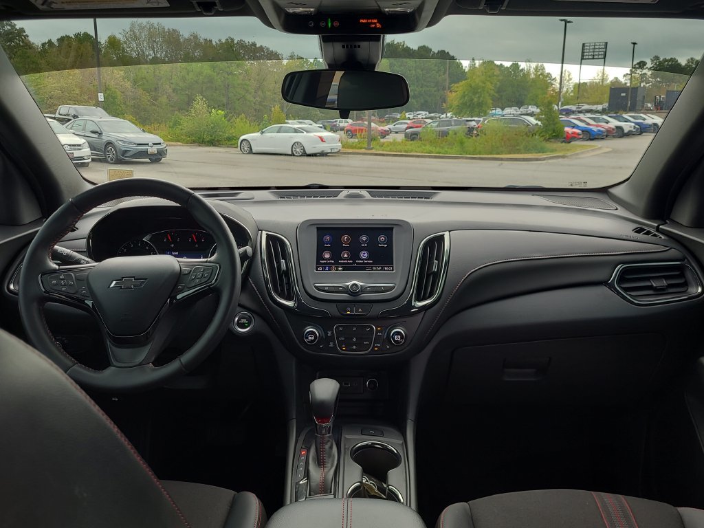 Used 2022 Chevrolet Equinox RS w/ LPO, Floor Liner Package FWD image 20
