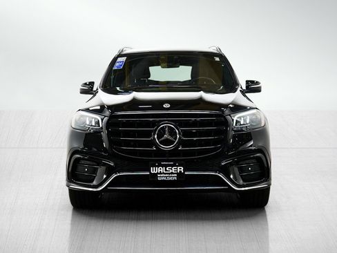 Used 2024 Mercedes-Benz GLS 450 4MATIC image 8