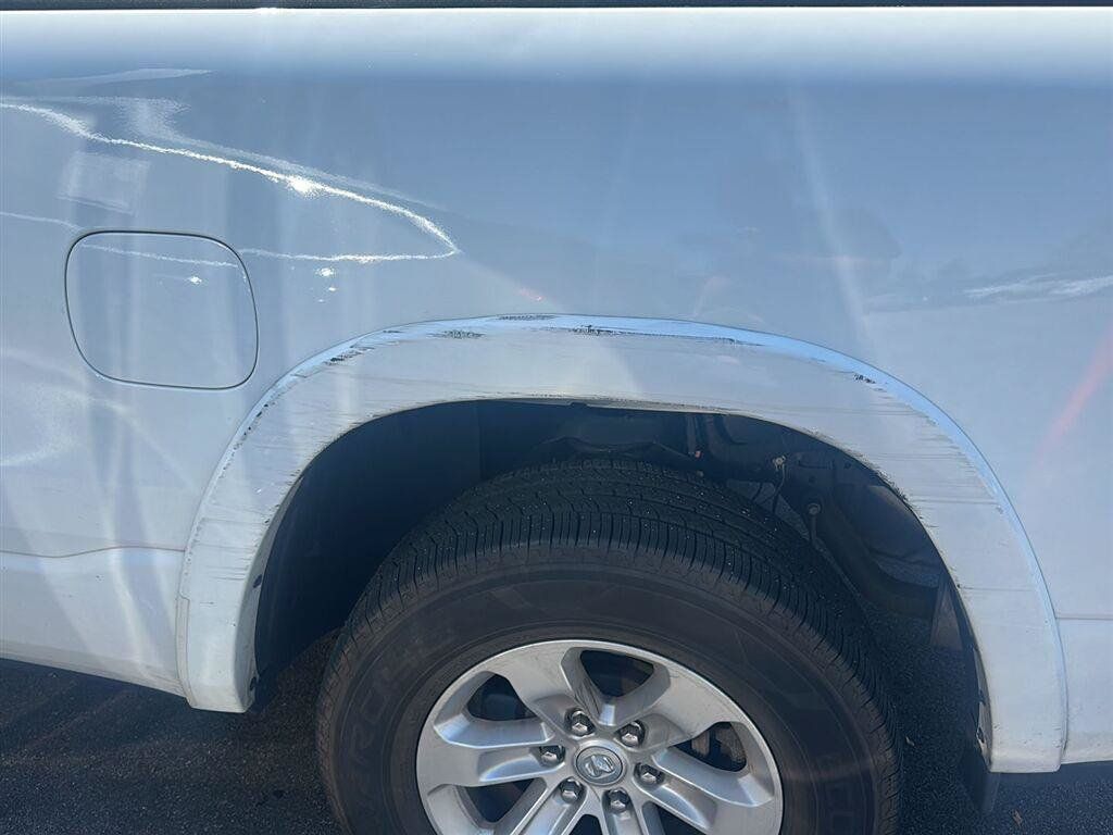Used 2020 RAM 1500 Laramie AWD/4WD image 5