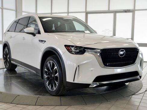 Certified 2024 MAZDA CX-90 Plug-In Hybrid w/ Premium Plus image 2