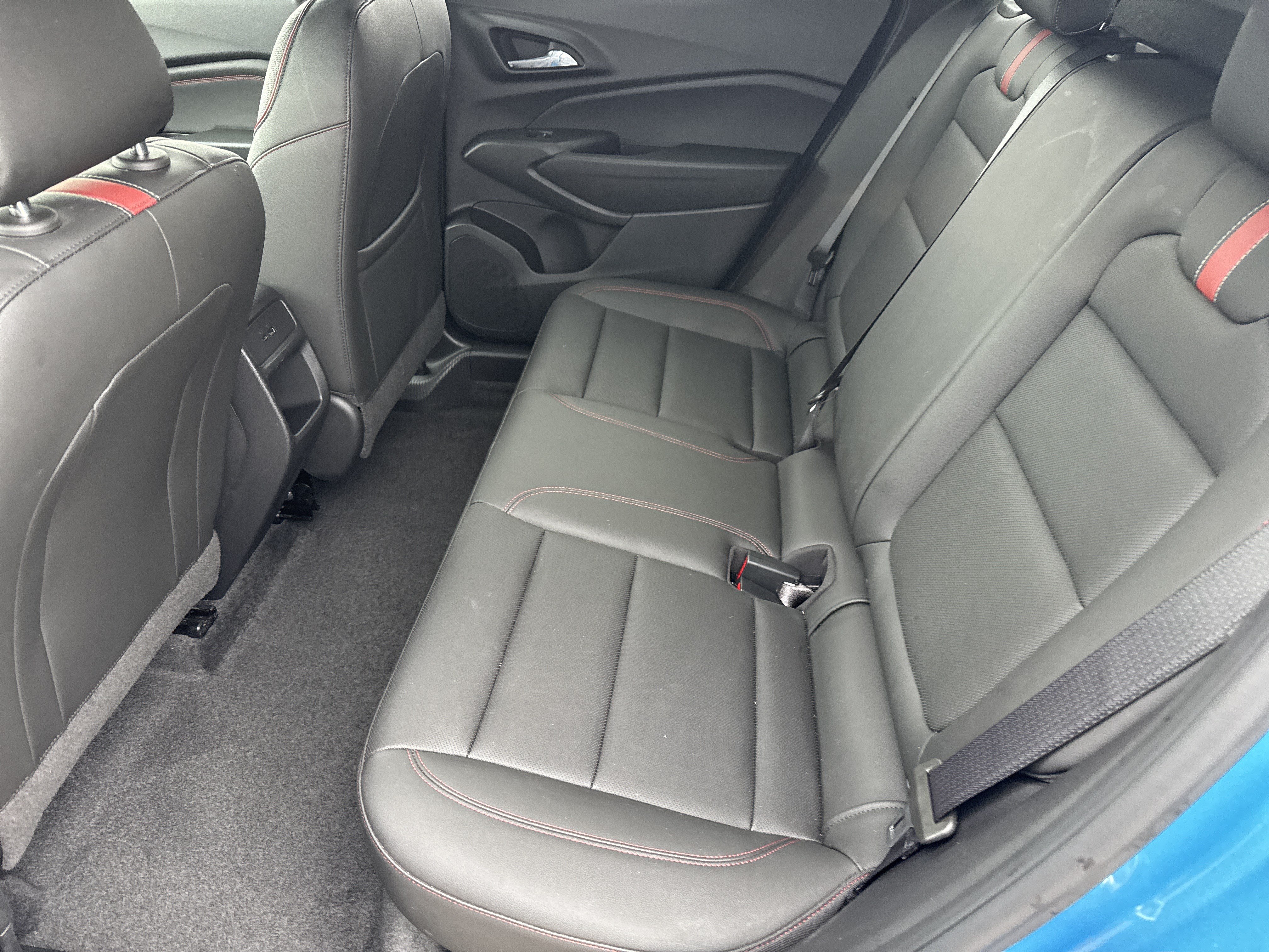 Used 2025 Chevrolet Trax RS w/ Driver Confidence Package FWD image 6