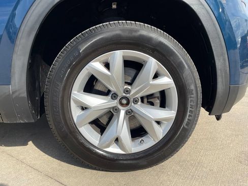 Used 2019 Volkswagen Atlas SE FWD image 31