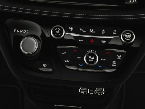 New 2025 Chrysler Pacifica Select image 54