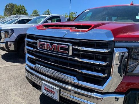 New 2025 GMC Sierra 2500 SLT w/ SLT Convenience Package image 3