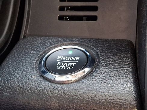 Used 2021 Ford F250 Lariat image 26