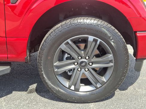 Used 2023 Ford F150 Lariat AWD/4WD image 10