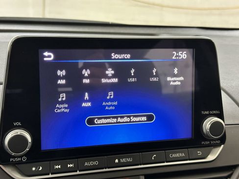 Used 2024 Nissan Altima 2.5 SV FWD image 40