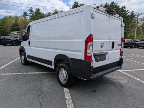 Used 2025 RAM ProMaster 2500 w/ Convenience Group FWD image 10