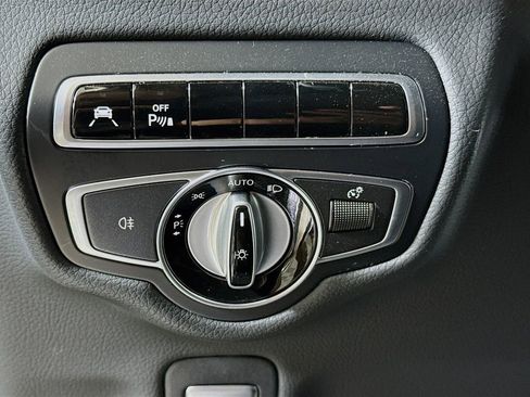 Used 2021 Mercedes-Benz G 550 w/ Exclusive Interior Package image 10