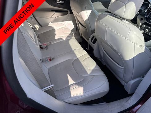 Used 2019 Jeep Cherokee Limited FWD image 21