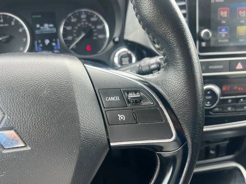 Used 2019 Mitsubishi Outlander SEL FWD image 20