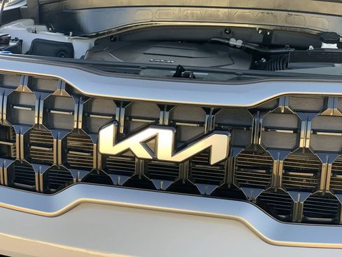 Used 2023 Kia Telluride EX X-Line AWD/4WD image 29