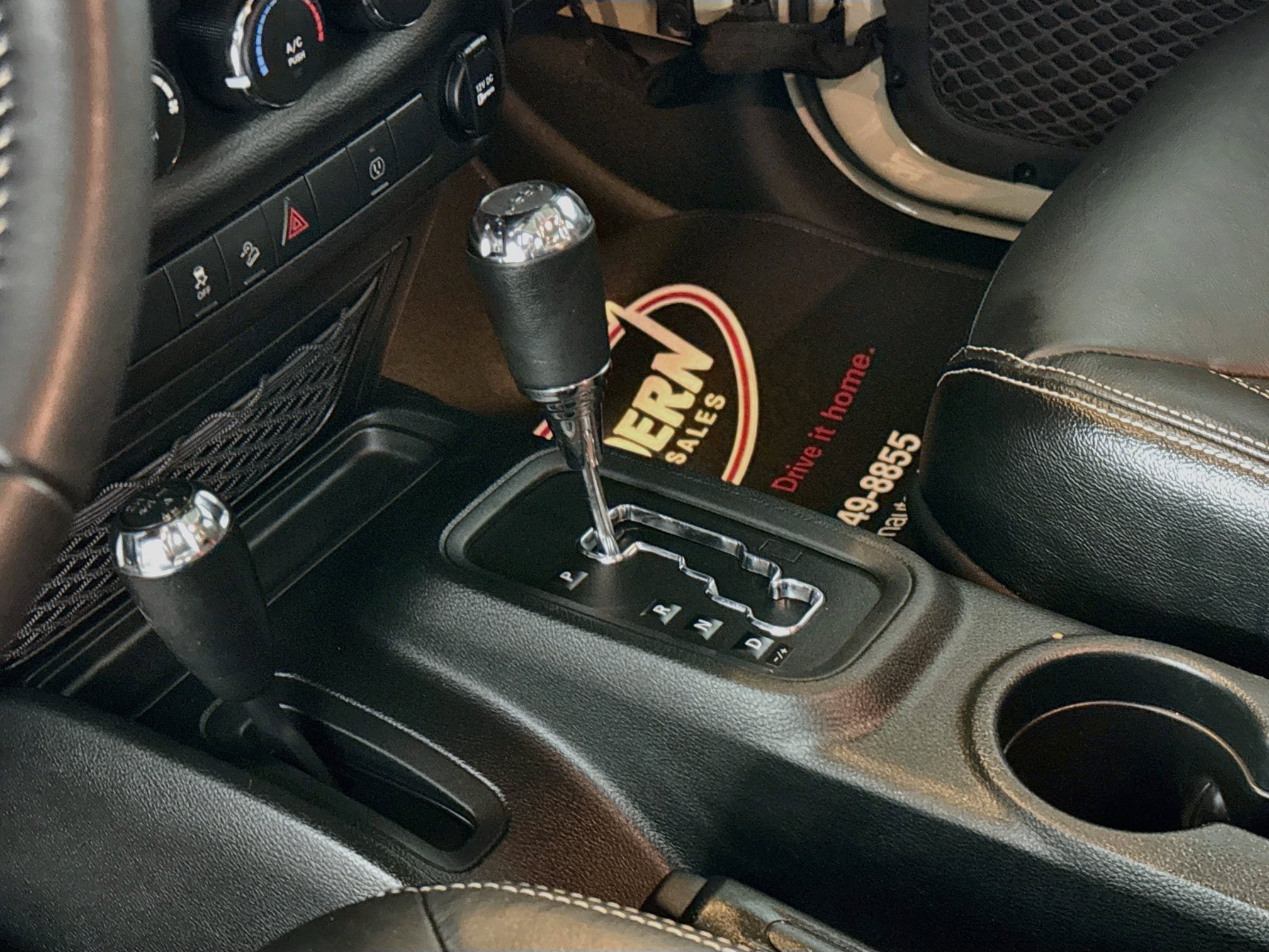 Used 2018 Jeep Wrangler Sport AWD/4WD image 29