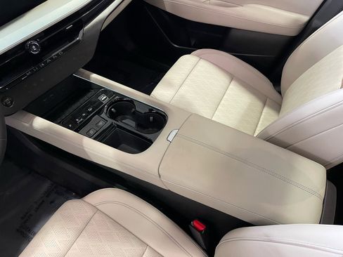 Used 2025 Nissan Murano Platinum w/ Cargo Package image 36