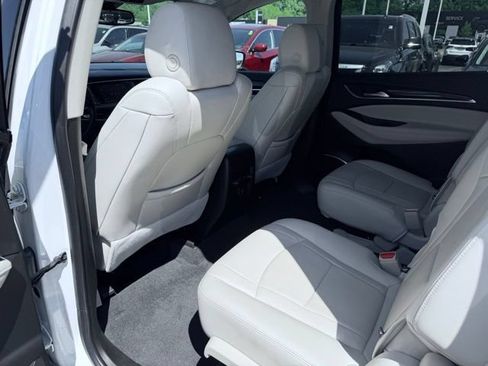 Used 2023 Buick Enclave Essence w/ Experience Buick Package AWD/4WD image 24