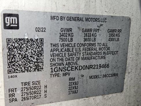 Used 2022 Chevrolet Suburban RST w/ Luxury Package image 32