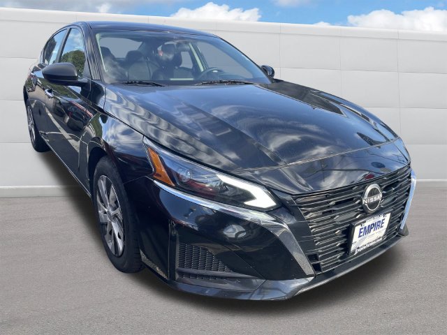 Used 2024 Nissan Altima 2.5 S FWD image 7