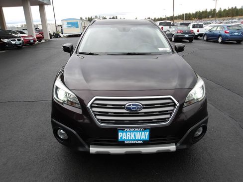 Used 2017 Subaru Outback 3.6R Touring w/ Popular Package #5A AWD/4WD image 8