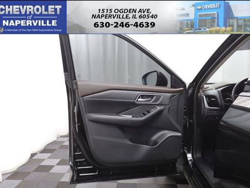 Used 2021 Nissan Rogue SL w/ Premium Package image 5