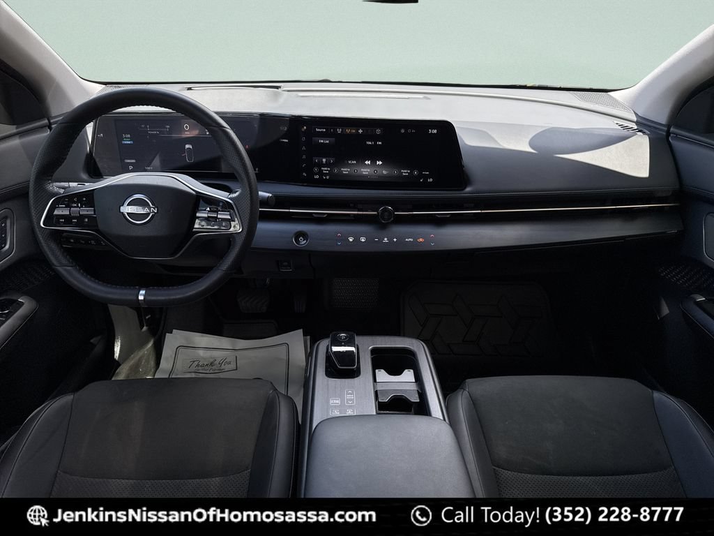 Used 2024 Nissan Ariya AWD image 25