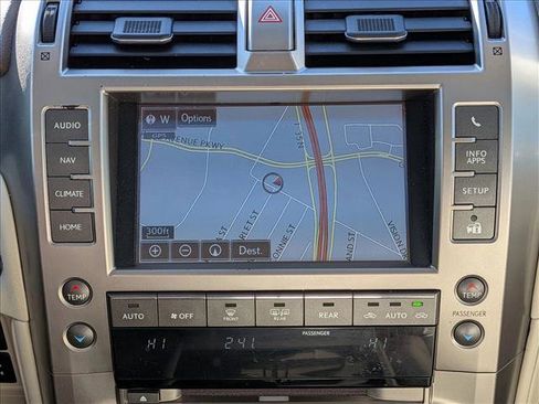 Used 2018 Lexus GX 460 image 13