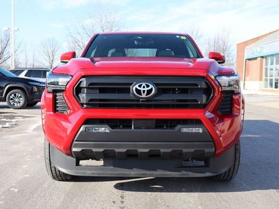 Used 2025 Toyota Tacoma SR5