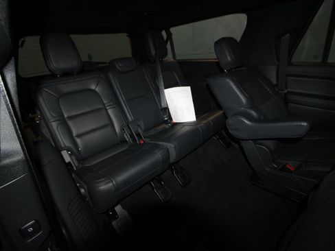 Used 2024 Lincoln Navigator L Reserve image 27