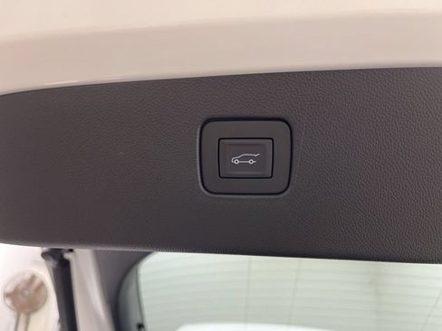New 2026 Buick Envista Sport Touring w/ Convenience I Package FWD image 26