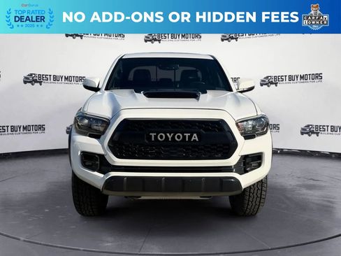 Used 2019 Toyota Tacoma TRD Pro image 2