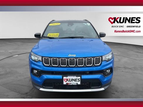 Used 2025 Jeep Compass Limited AWD/4WD image 13