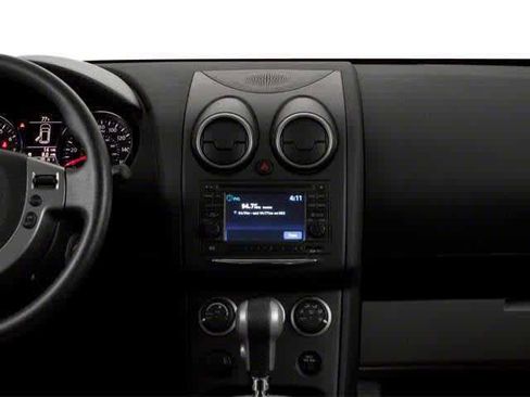 Used 2013 Nissan Rogue S w/ Special Edition Pkg FWD image 17