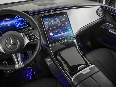 Certified 2023 Mercedes-Benz EQE 350+ 4MATIC SUV image 17