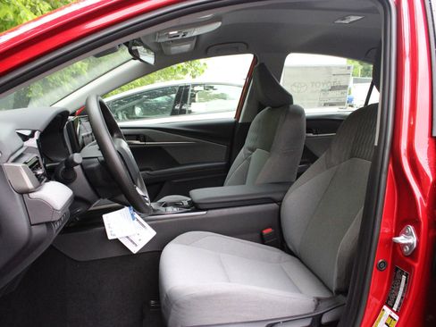 New 2026 Toyota Camry LE AWD/4WD image 17