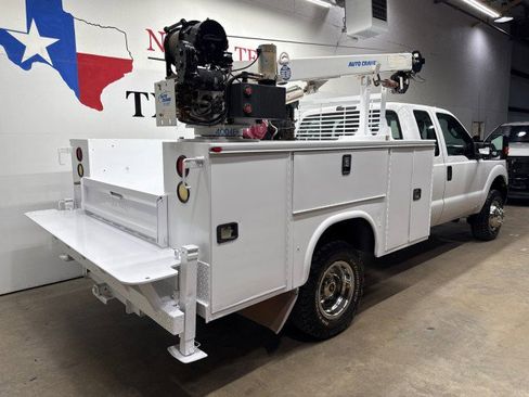 Used 2016 Ford F350 XL w/ Power Equipment Group image 4