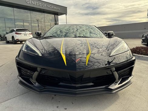 Used 2023 Chevrolet Corvette Stingray Preferred Conv w/ Z51 Performance Package image 3