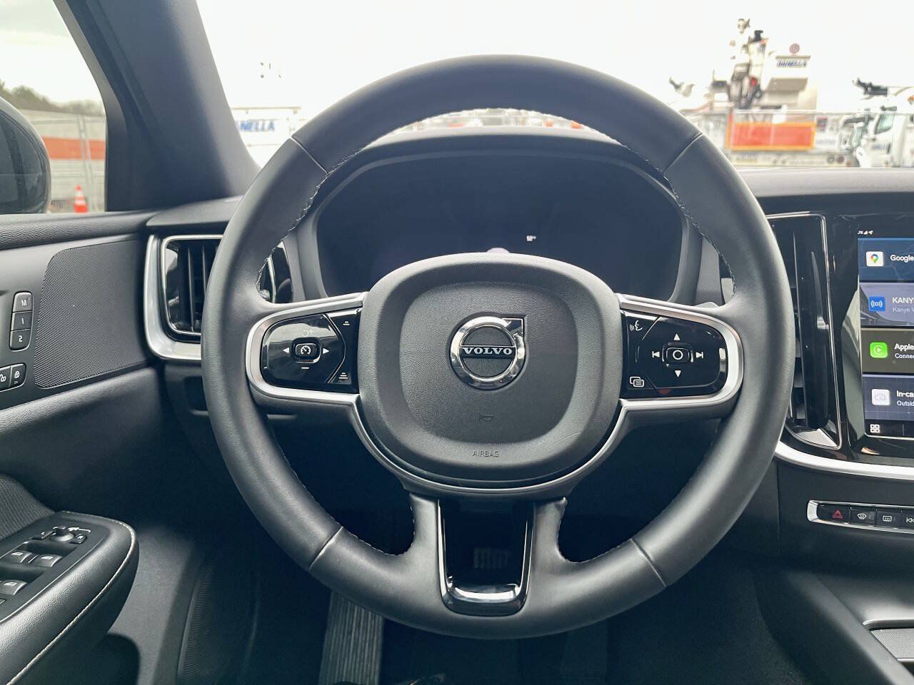 Used 2024 Volvo S60 B5 Plus FWD image 19