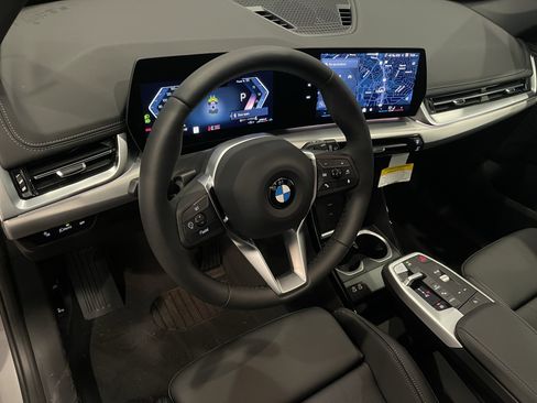 New 2026 BMW X1 xDrive28i w/ Convenience Package AWD/4WD image 7