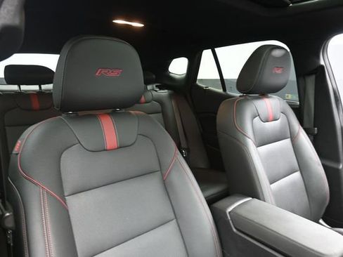 Used 2024 Chevrolet Trax RS w/ Sunroof Package FWD image 28