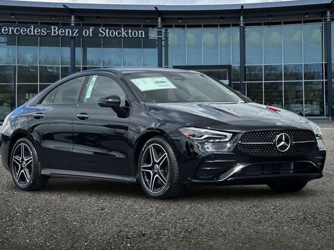 New 2025 Mercedes-Benz CLA 250 4MATIC image 1