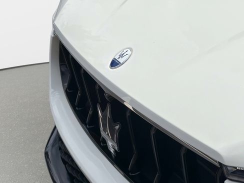 Used 2024 Maserati Levante Modena Ultima image 10