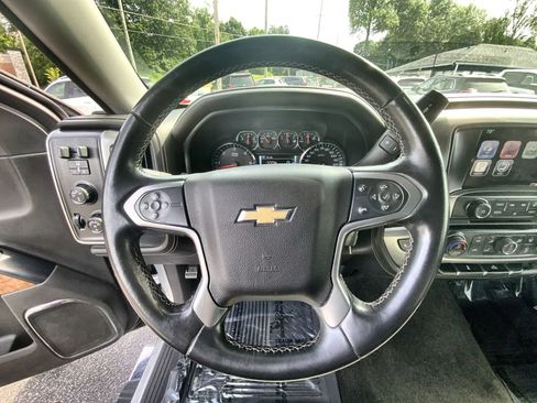 Used 2014 Chevrolet Silverado 1500 LTZ AWD/4WD image 11