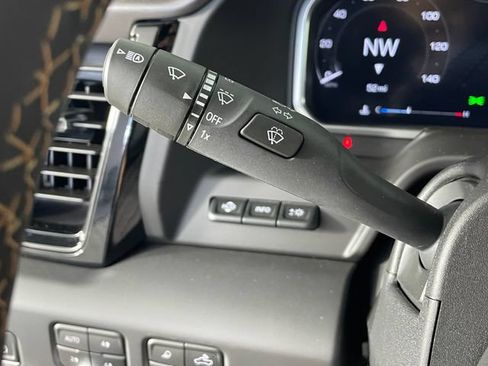 New 2026 GMC Sierra 2500 AT4 w/ AT4 Premium Plus Package AWD/4WD image 12