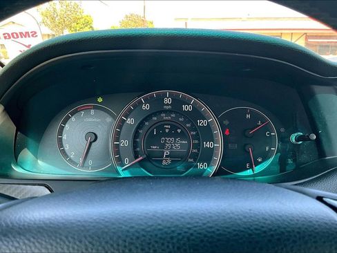Used 2016 Honda Accord Sport image 11