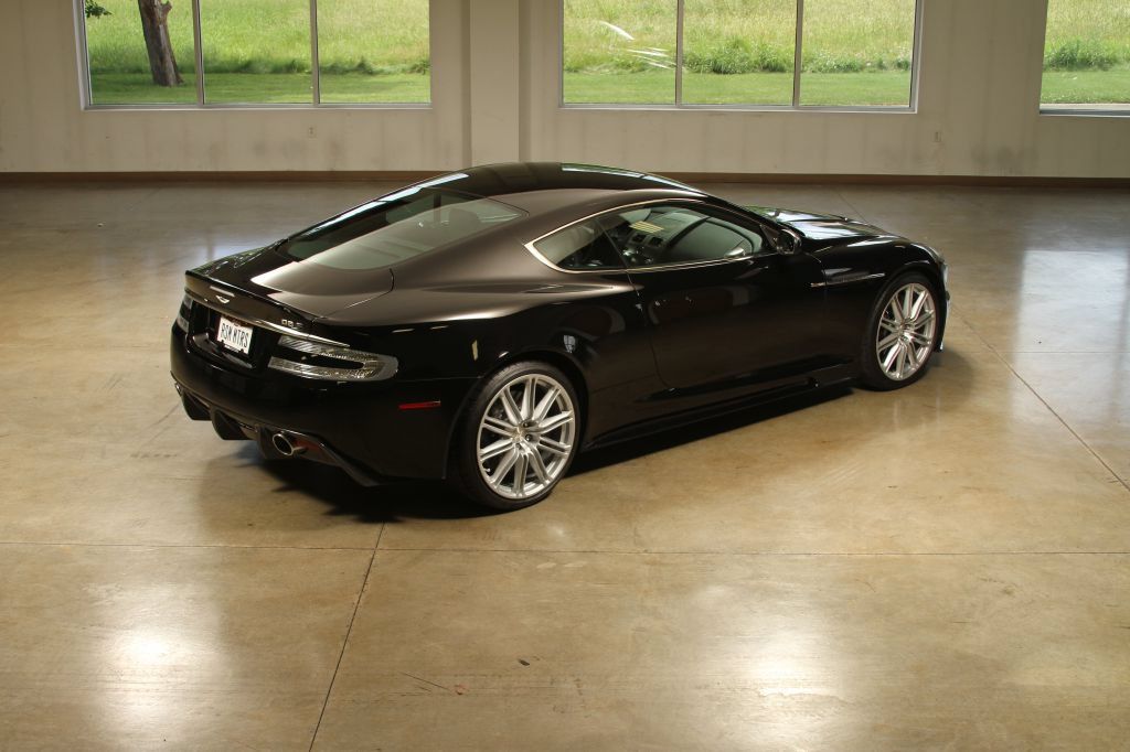 Used 2009 Aston Martin DBS Coupe RWD image 11