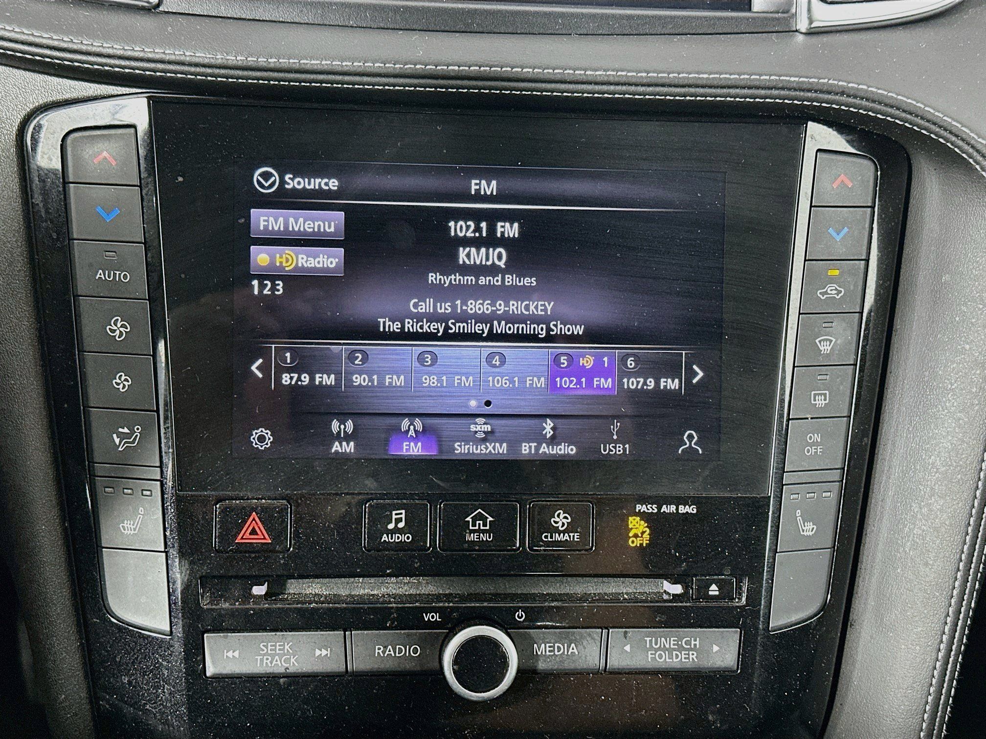 Used 2021 INFINITI QX50 Essential w/ Convenience Package FWD image 23