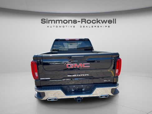 Used 2025 GMC Sierra 1500 SLT w/ SLT Convenience Package AWD/4WD image 5