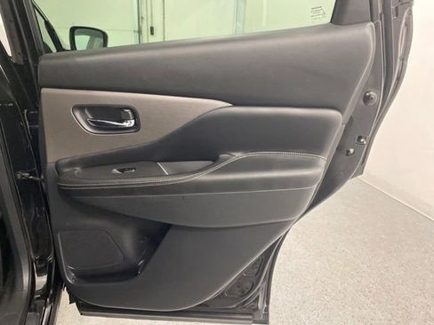 Used 2019 Nissan Murano S image 30