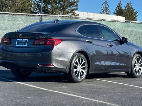 Used 2015 Acura TLX image 8