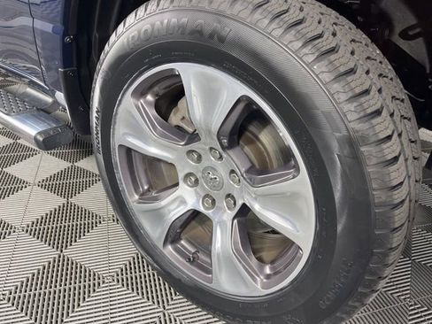 Used 2023 RAM 1500 Laramie AWD/4WD image 15