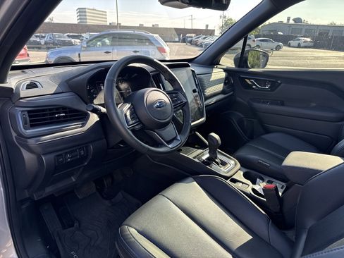 Used 2025 Subaru Forester Limited w/ Popular Package #2 AWD/4WD image 23